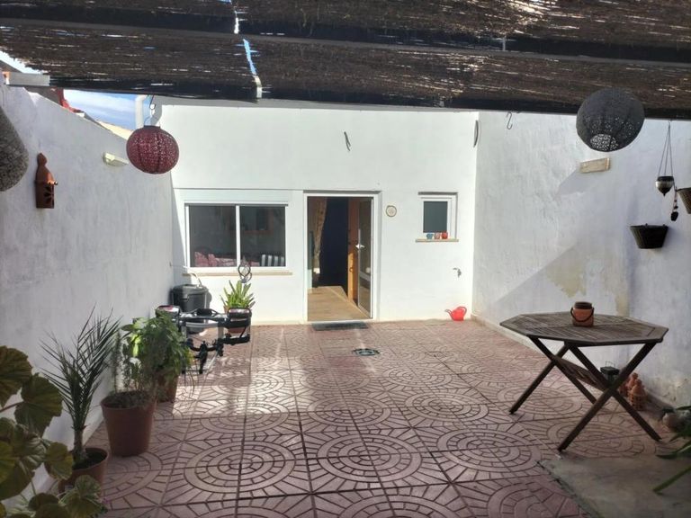 Property thumbnail 6