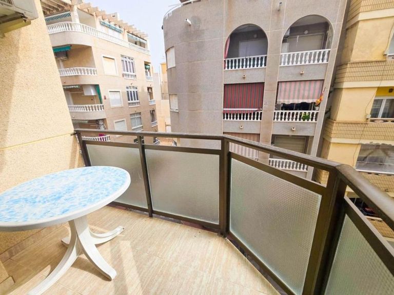 Property thumbnail 6