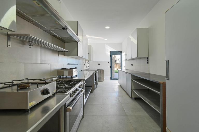 Property thumbnail 18