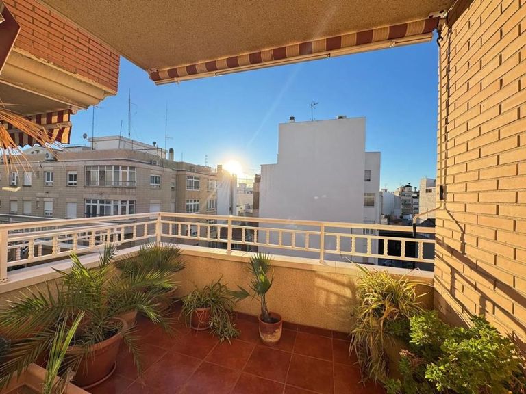 Property thumbnail 6