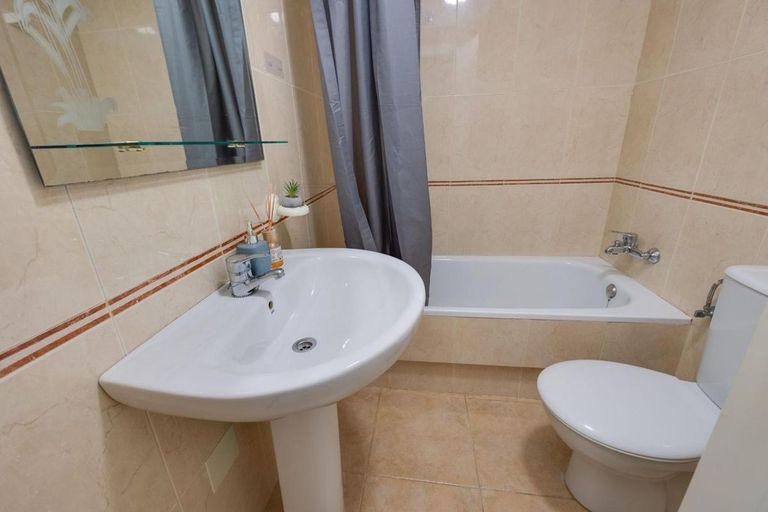 Property thumbnail 24