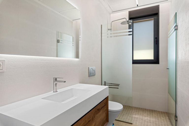 Property thumbnail 9