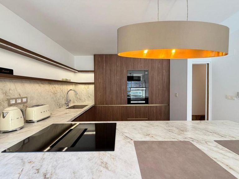 Property thumbnail 9