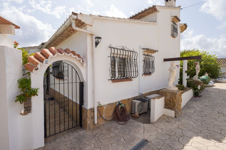 Property thumbnail 42