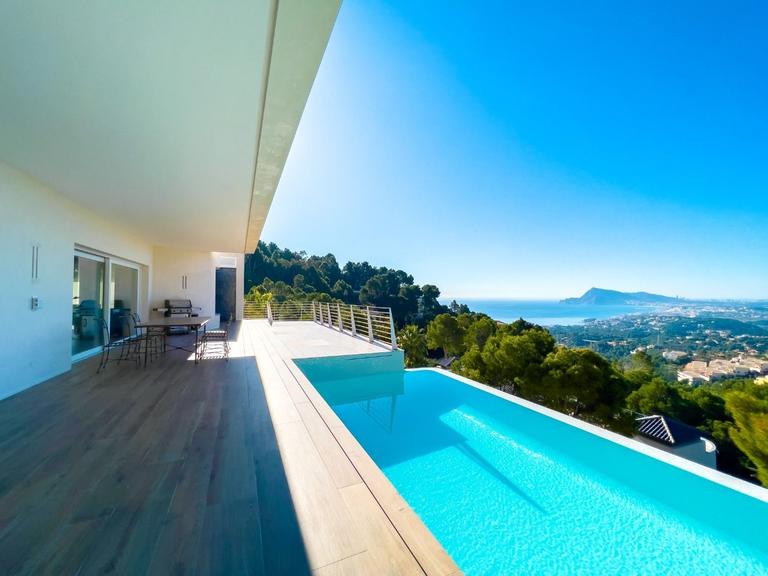 Property thumbnail 1