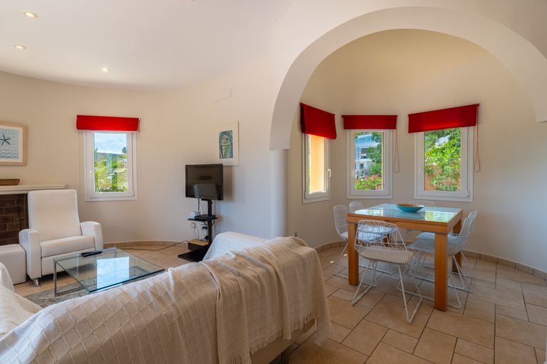 Property thumbnail 25