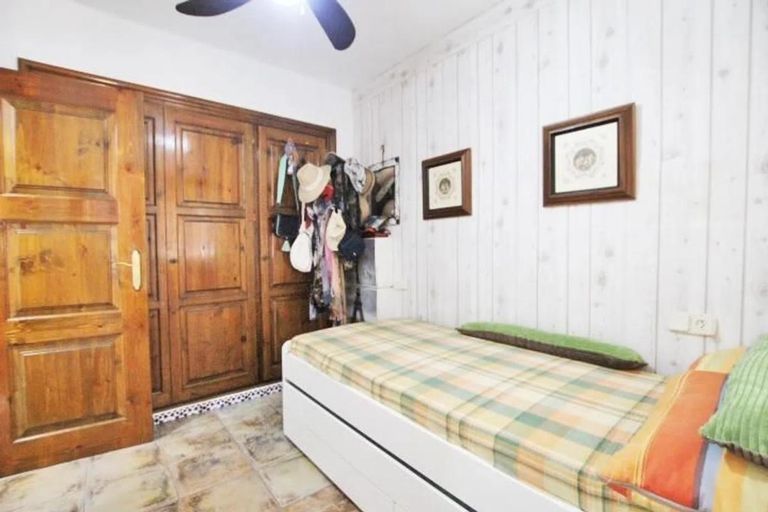 Property thumbnail 7