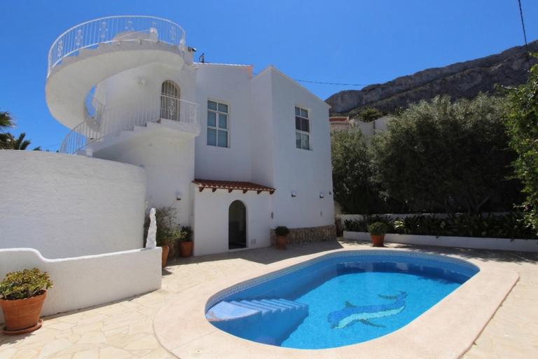 Property thumbnail 1