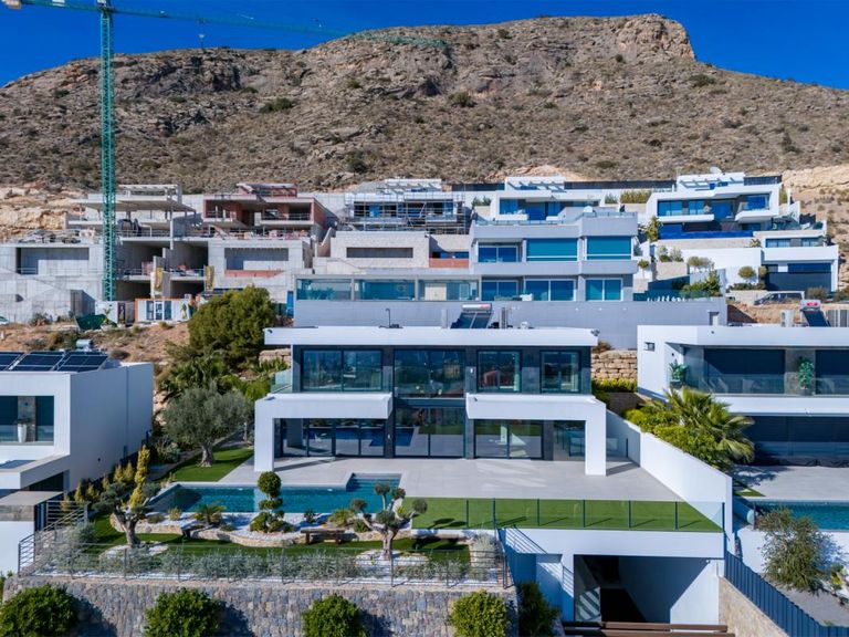 Property thumbnail 26