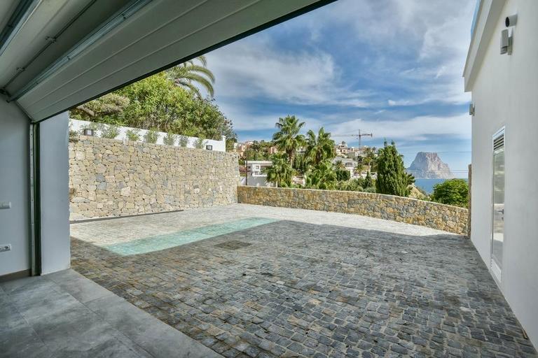 Property thumbnail 1