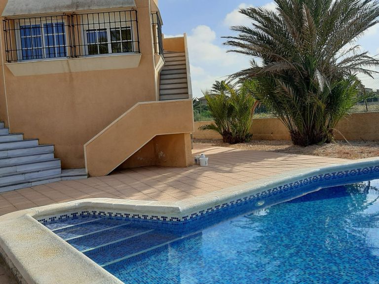 Property thumbnail 25