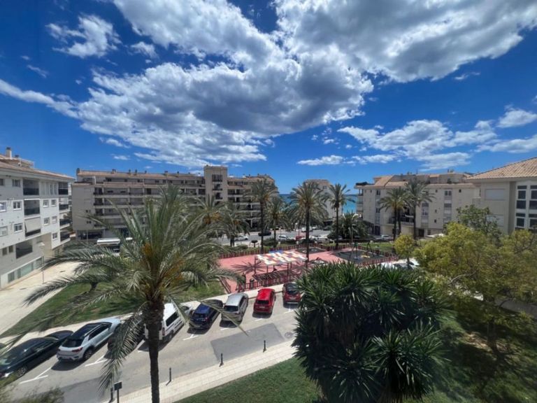 Property thumbnail 1