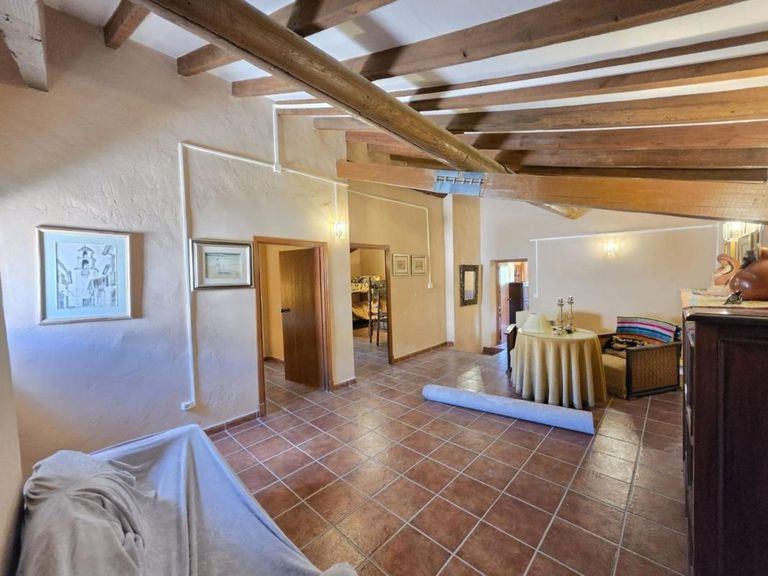 Property thumbnail 4