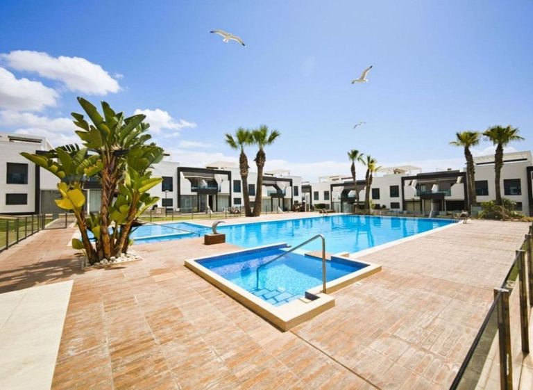 Property thumbnail 1