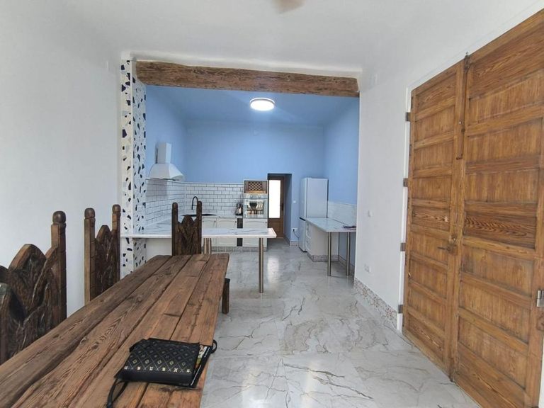 Property thumbnail 8