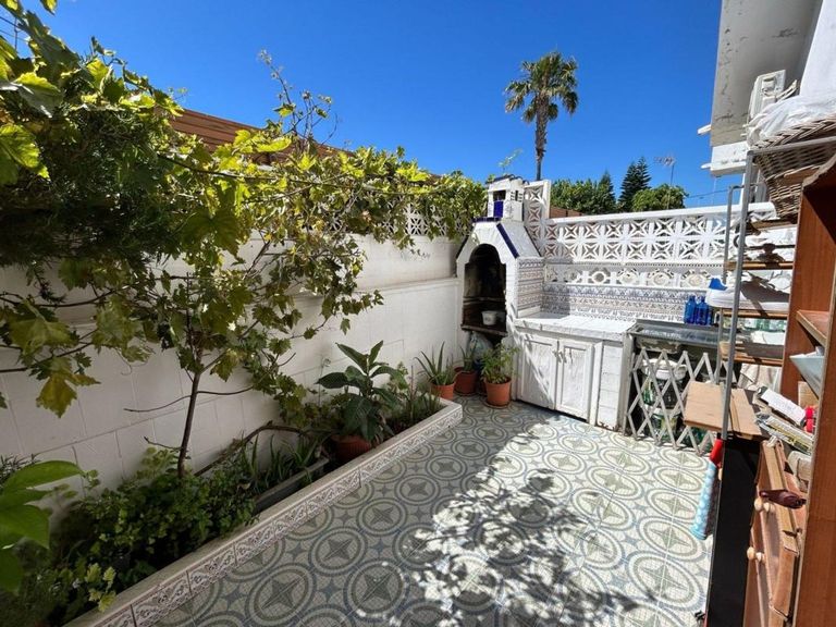 Property thumbnail 12