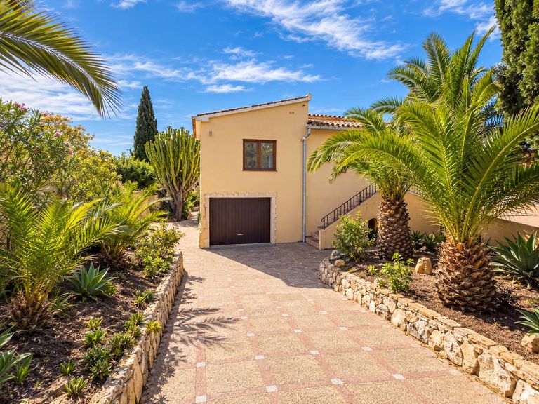 Property thumbnail 9