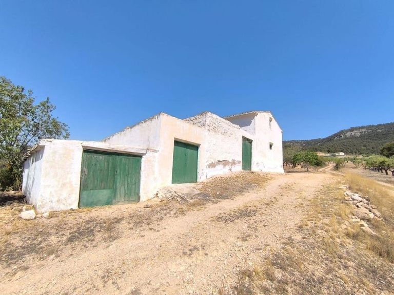 Property thumbnail 2