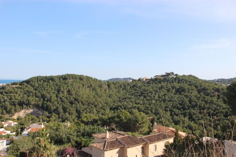 Property thumbnail 3