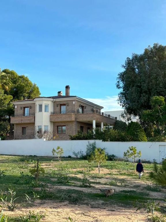 Property thumbnail 7