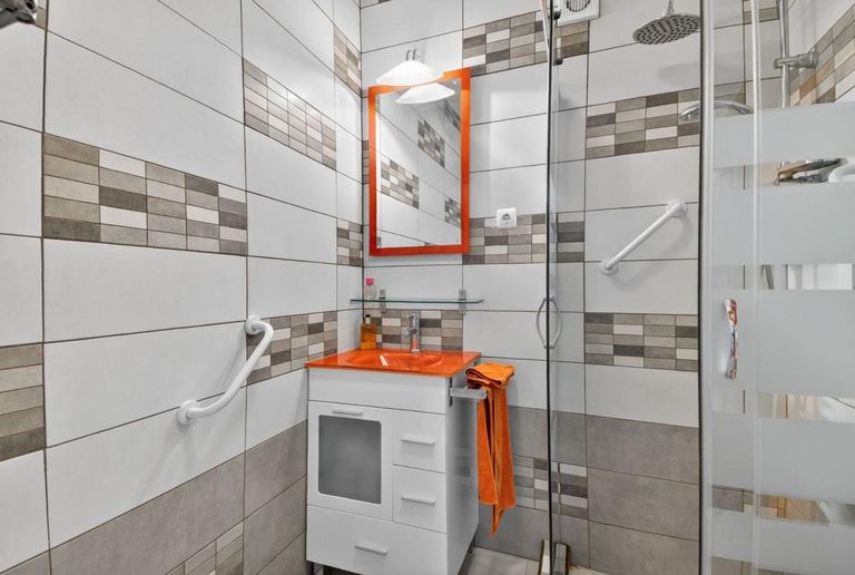 Property thumbnail 26