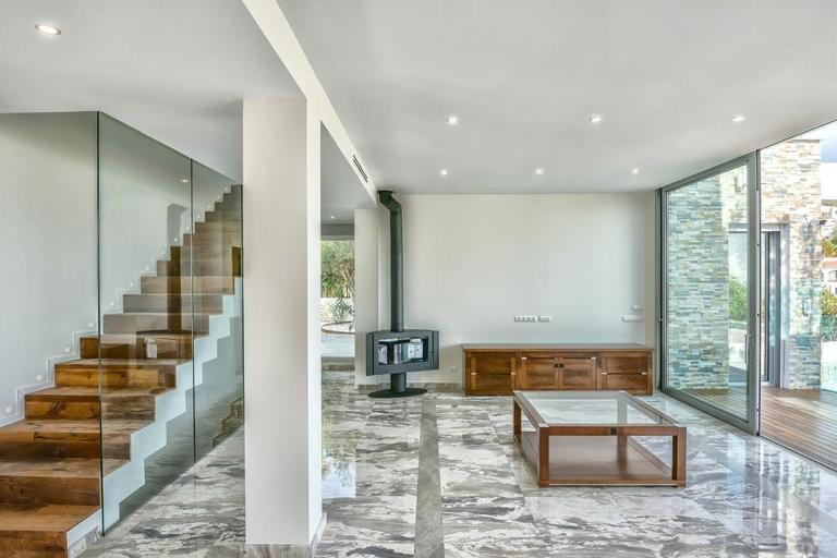 Property thumbnail 11