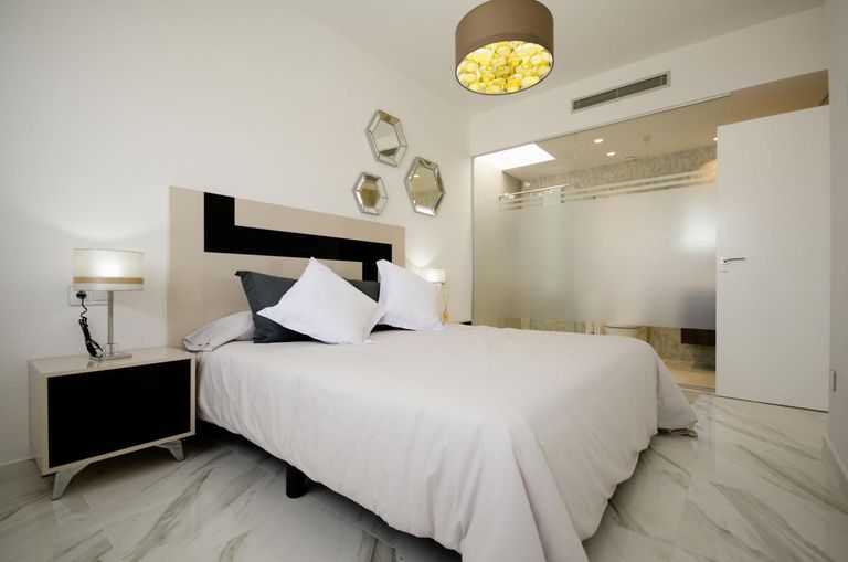Property thumbnail 37