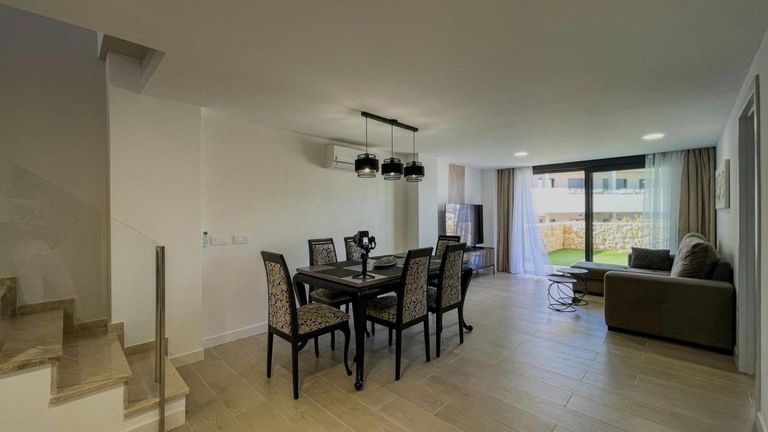 Property thumbnail 8