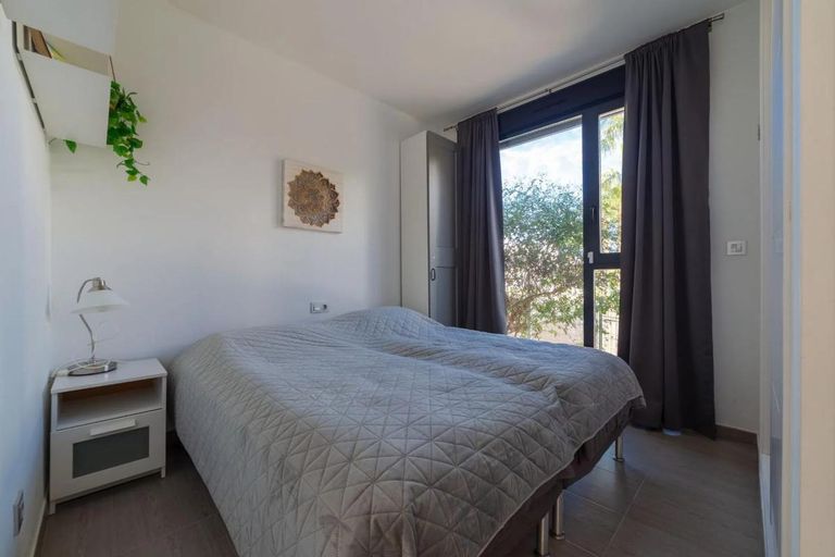 Property thumbnail 12
