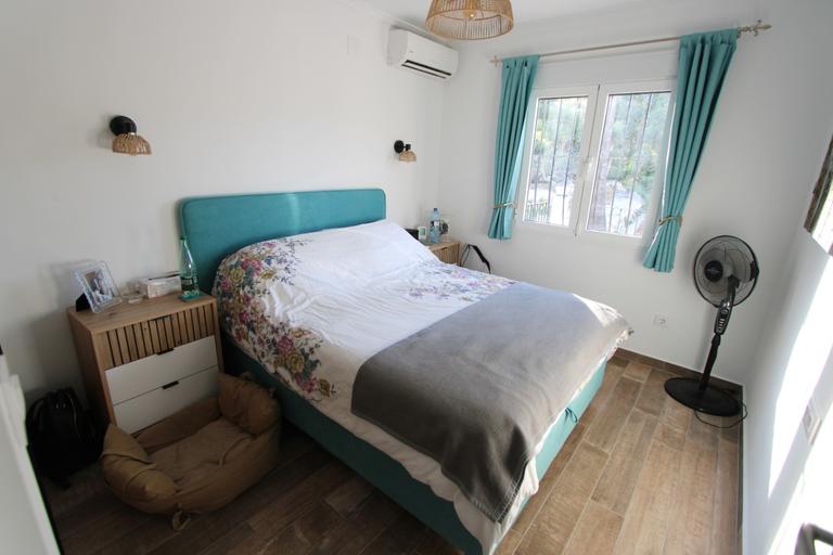 Property thumbnail 3