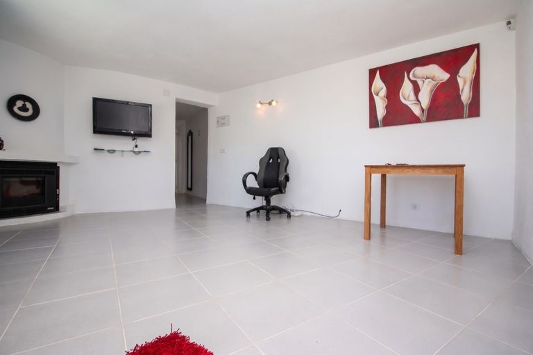 Property thumbnail 39