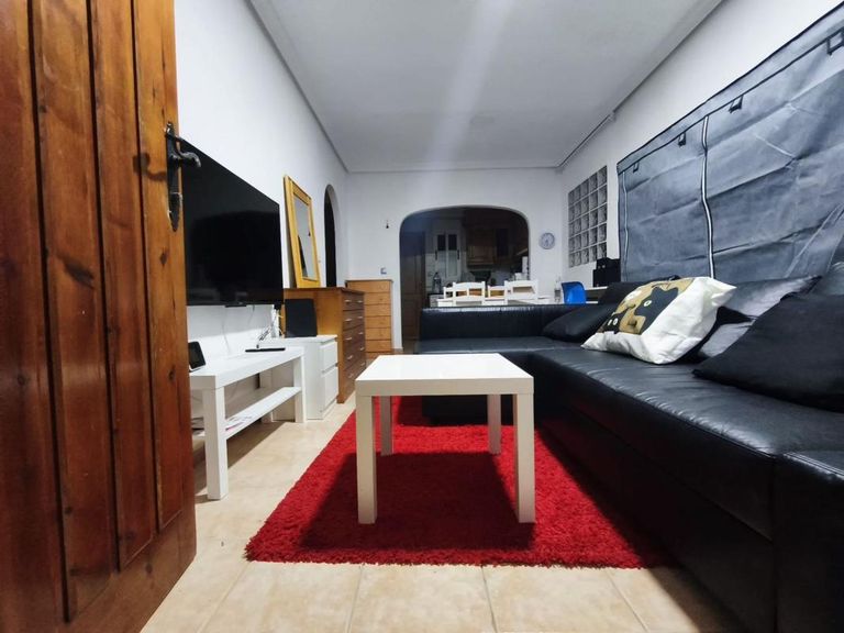 Property thumbnail 2
