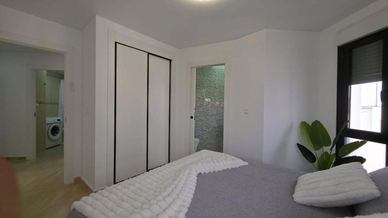 Property thumbnail 24