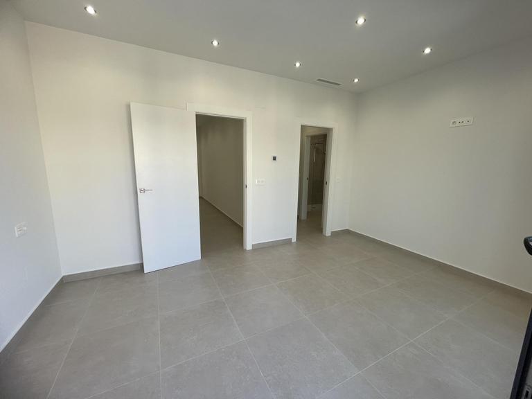 Property thumbnail 31