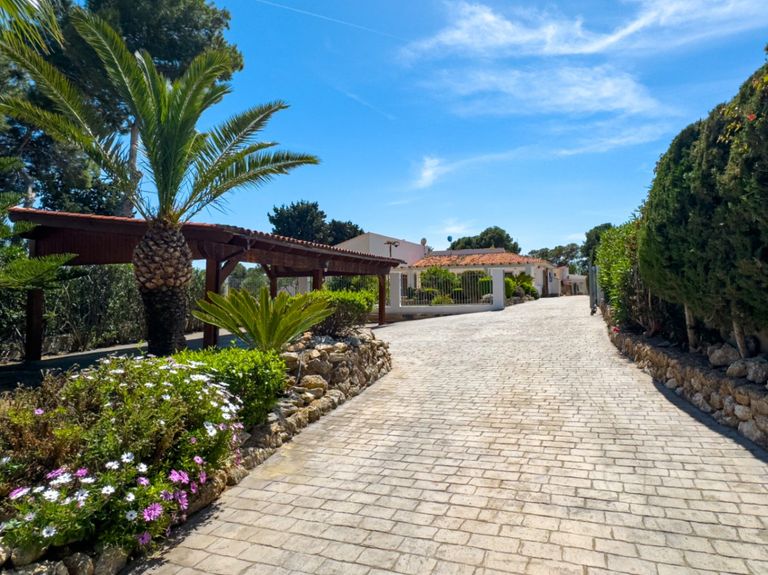 Property thumbnail 10