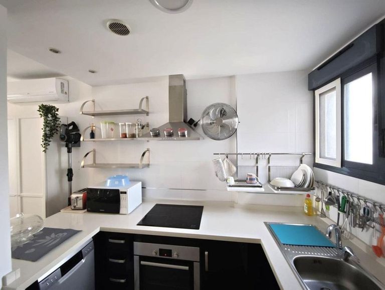 Property thumbnail 6