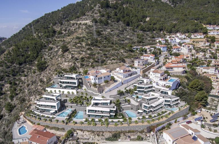 Property thumbnail 2