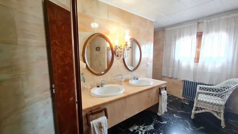 Property thumbnail 27