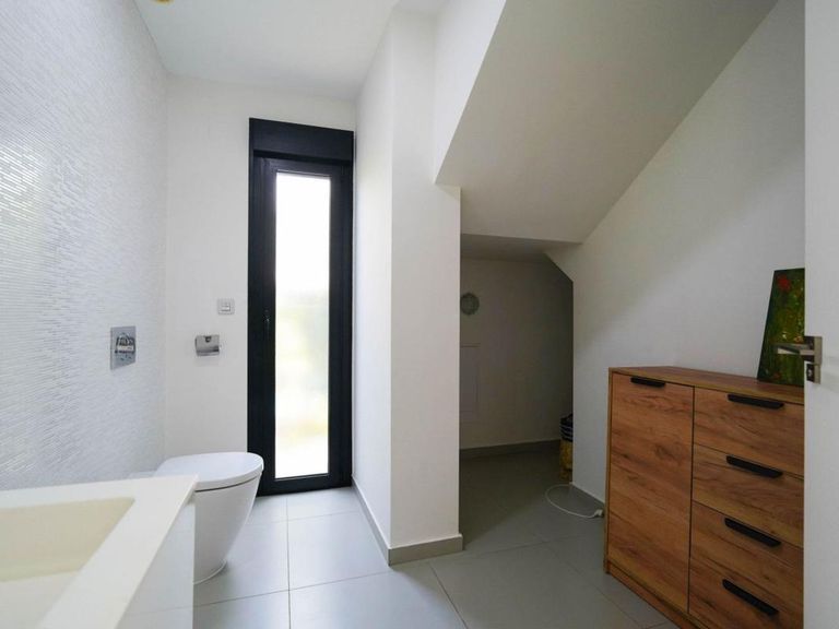 Property thumbnail 20