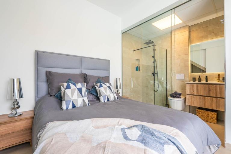 Property thumbnail 11