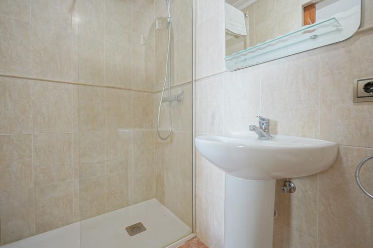 Property thumbnail 33