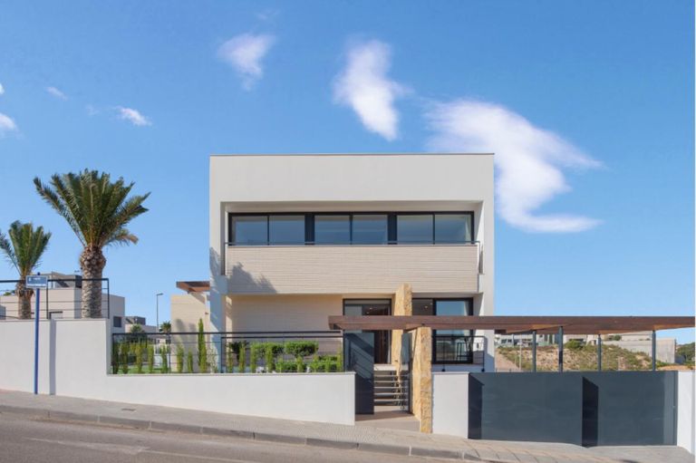 Property thumbnail 1