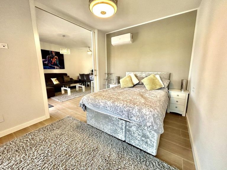 Property thumbnail 30