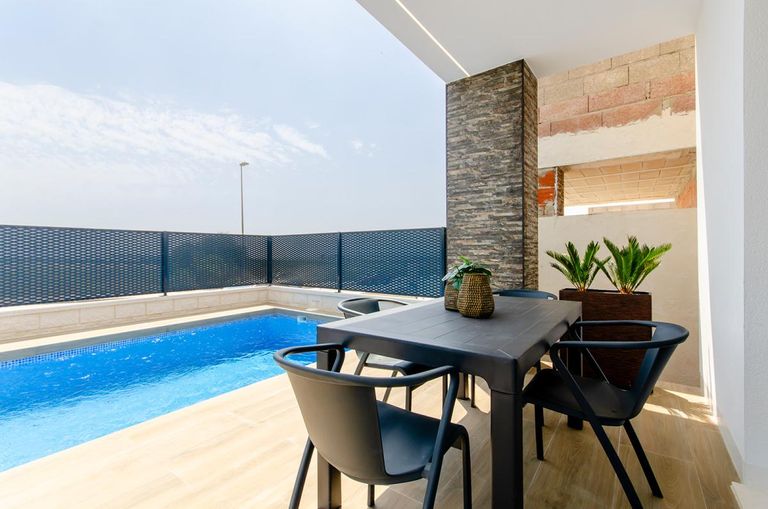 Property thumbnail 36