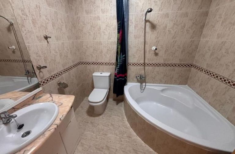 Property thumbnail 8