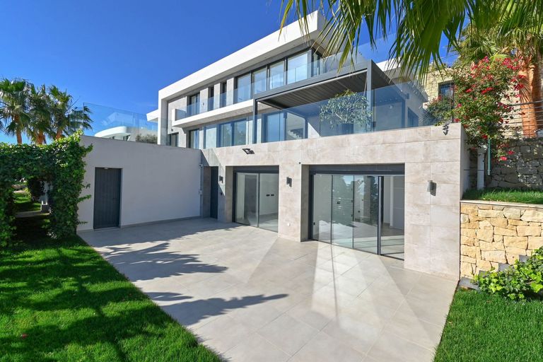 Property thumbnail 3