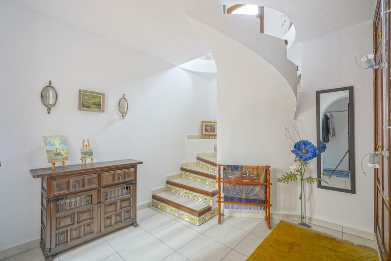 Property thumbnail 36