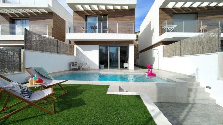 Property thumbnail 1