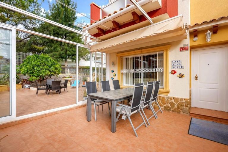Property thumbnail 1