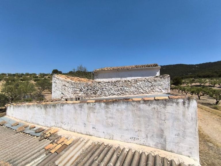Property thumbnail 4